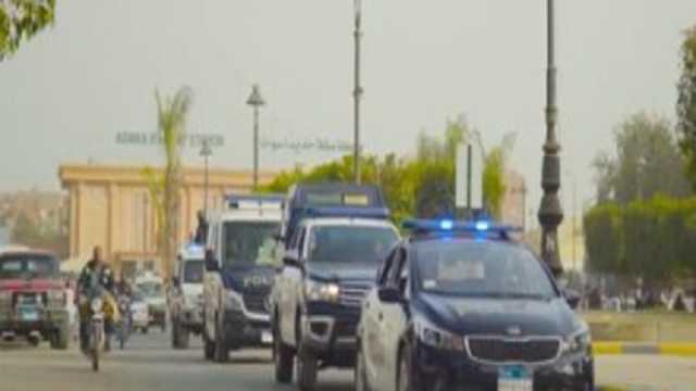 حملات أمنية لضبط تجار المخدرات والسلاح في 3 محافظات