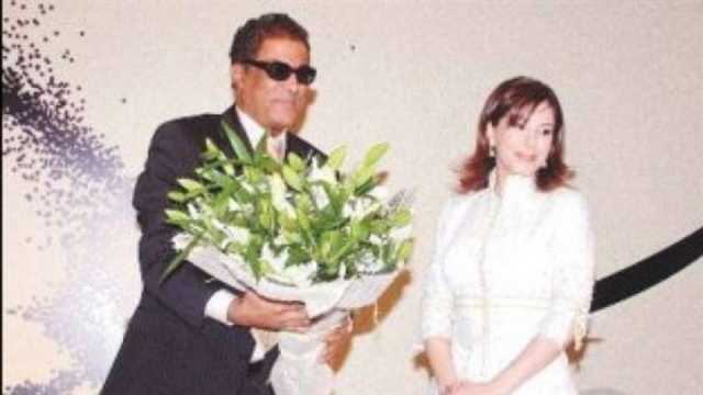 جوائز قيمة في مقتنيات أحمد زكي.. أوسكار أحسن ممثل عام 1998