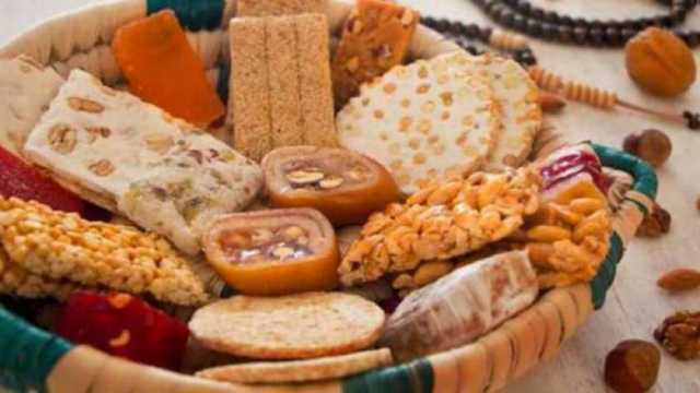 8 نصائح من «الهلال الأحمر» عند تناول حلويات عيد الفطر.. تجنب الإفراط في الأكل