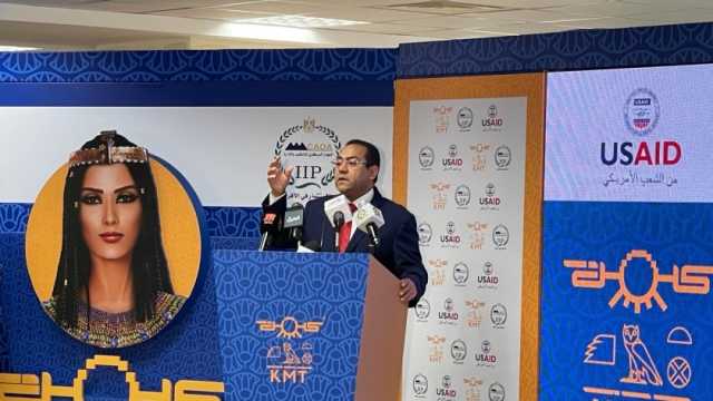 رئيس «التنظيم والإدارة» يعلن إطلاق أول مساعدة ذكية بالجهاز الإداري