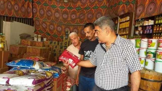 نائب محافظ القاهرة تتابع جهود الأحياء في خفض أسعار السلع الغذائية