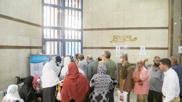 المستفيدون من أكبر حزمة حماية اجتماعية: «شكراً يا ريس أسعدت قلوب الملايين»