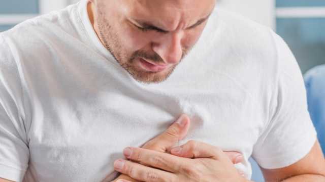 هل تعاني من تسارع ضربات القلب؟.. 3 مشروبات تعالج حالتك