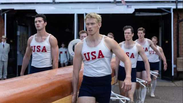 «The Boys in the Boat» يحقق 5.7 مليون دولار في أول يوم بالسينمات