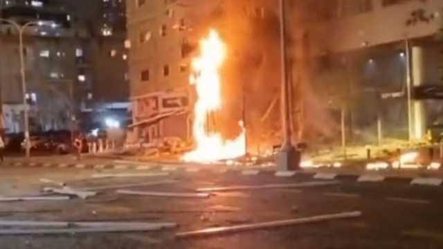 الشرطة الإسرائيلية: ارتفاع عدد المصابين في سقوط صاروخ على تل أبيب إلى 6 أشخاص