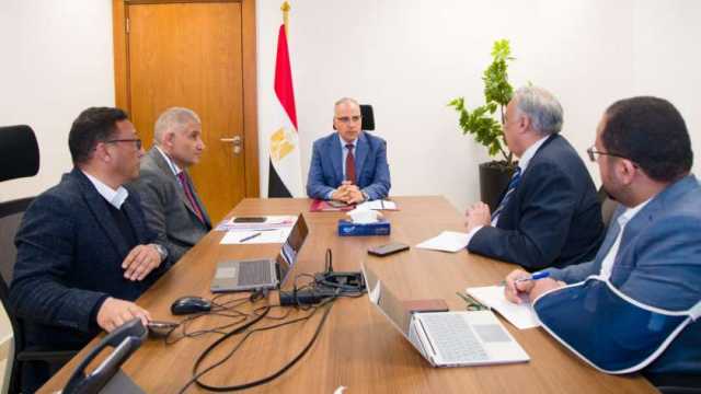 «الري»: مقترح لتنفيذ مركبة برمائية متعددة الاستخدامات لتطهير الترع والمصارف