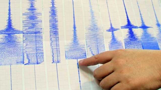 زلزال بقوة 5.9 درجة يضرب جزيرة بركانية في المحيط الهادئ