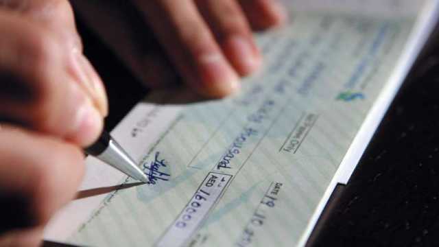 قانوني يوضح الشروط الصحيحة لكتابة إيصال الأمانة.. احذر التوقيع على بياض