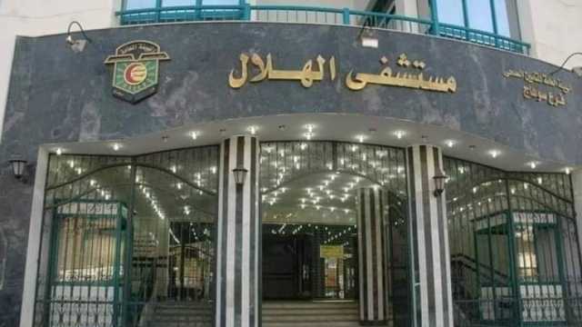 مستشفى الهلال بسوهاج يفحص عيون 320 مواطنا: عمليات مياه بيضاء وزرع عدسات