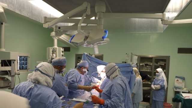 نجاح عملية زراعة كبد لشخص خمسيني في مستشفى الراجحي الجامعي بأسيوط