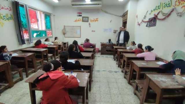 «تعليم الغربية»: إحالة مدير مدرسة وملاحظين إلى التحقيق بسبب الإهمال في الامتحانات