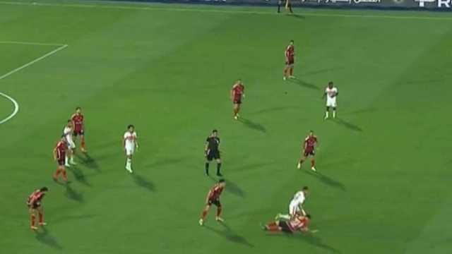 «تحدث بأسلوب غير لائق».. نجم الأهلي يطلب الرحيل بعد الهزيمة من الزمالك.. عاجل