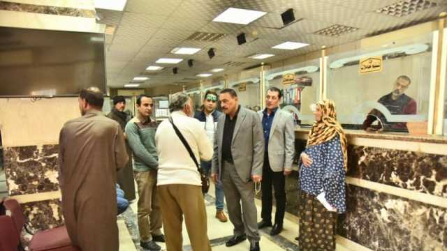 محافظ مطروح يستمع لشكاوى المواطنين في مركز الخدمة ويوجه بحلها