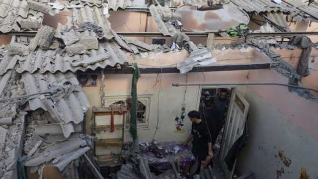 استشهاد عشرات الفلسطينيين في سلسلة غارات إسرائيلية على غزة