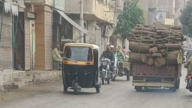 سقوط أمطار خفيفة على عدة مناطق في بني سويف.. والمحافظ يرفع الطوارئ