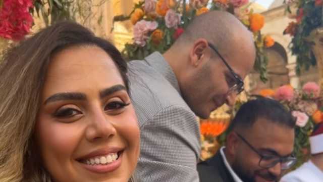 حضور فني وإعلامي في عقد قران ابنة مفيدة شيحة.. والعروس تتألق بإطلالة بسيطة