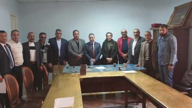 اتحاد عمال الدقهلية يناقش الخطة التوسعية للنهوض بالحرف اليدوية