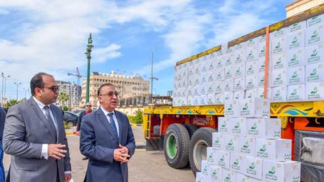 «بنك الطعام» يوزع 1712 كرتونة رمضان على أهالي بشاير الخير في الإسكندرية
