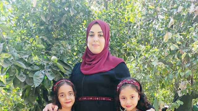 «أم البنات»: الأطباء هنا في مصر عالجوني.. وأستعد لجراحة ترميم عصب