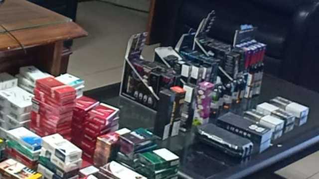 ضبط 49 شيشة إلكترونية و1106 علب سجائر مهربة من الجمارك في المنصورة
