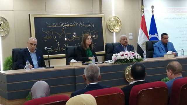 وزراء الإسكان والتنمية المحلية والتخطيط في السويس لافتتاح عدد من المشروعات