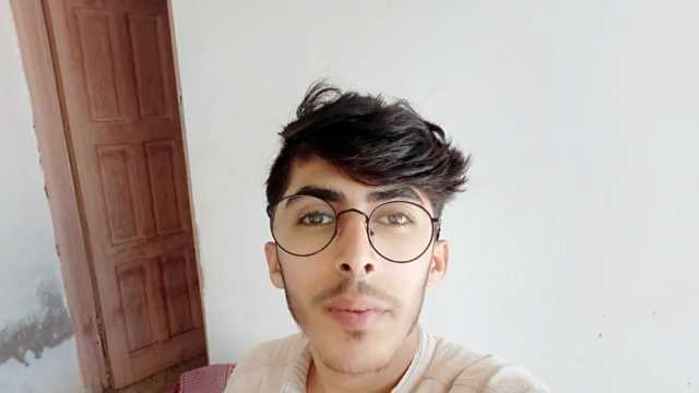 طالب فلسطيني بطب الزقازيق: مصر تدعم فلسطين بقوافل إغاثة.. ونتمنى أن تنجح جهود التهدئة