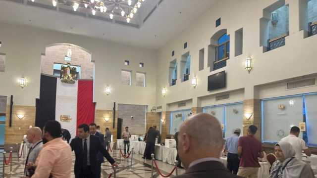 رئيس الجالية المصرية بالإمارات: المشاركة في الانتخابات واجب وطني