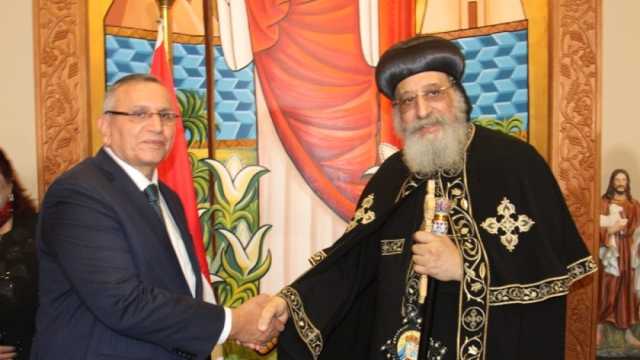 عبدالسند يمامة يهنئ البابا تواضروس والإخوة الأقباط بعيد الميلاد المجيد