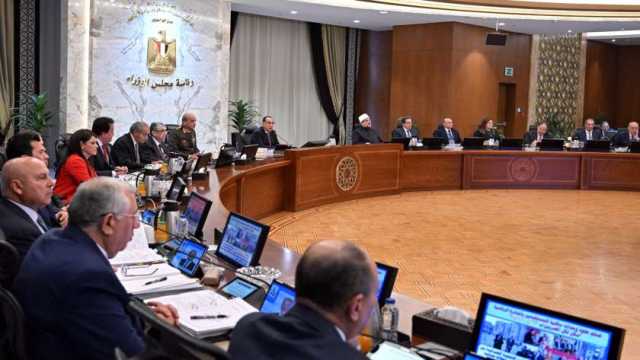 الحكومة تُجدد التعاقد مع شركات النقل والنظافة بالجيزة لمدة عام