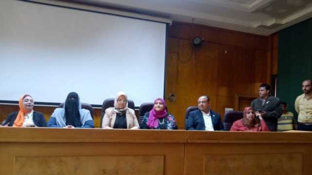لقاء تثقيفي بالقليوبية حول دور العمال في الجمهورية الجديدة
