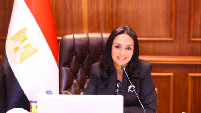 «التضامن»: استقبال 830 ألف اتصال على الخطوط الساخنة للوزارة خلال 4 أشهر