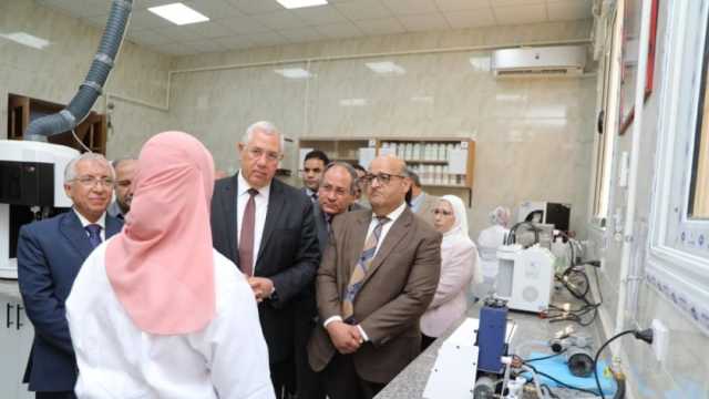 وزير الزراعة يفتتح معمل خصوبة الأراضي ويتفقد وحدة الاستشعار عن بعد 