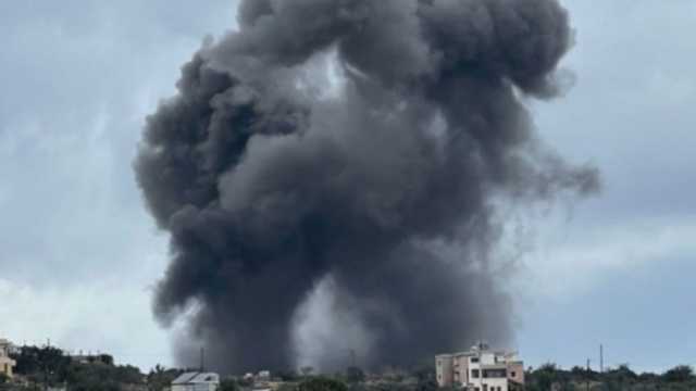 «القاهرة الإخبارية»: 3 شهداء ومصاب في غارة إسرائيلية على مدينة بنت جبيل جنوبي لبنان