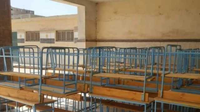 «يلا صيانة».. مبادرة لإصلاح المقاعد في مدارس القليوبية