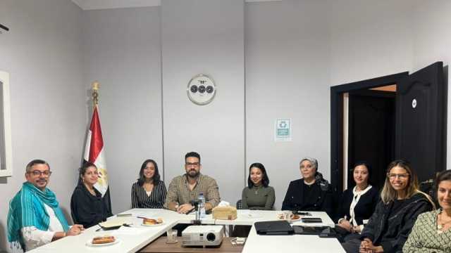 «الصناعات والحرف اليدوية» يستعرض استراتيجية زيادة التصدير إلى الأسواق