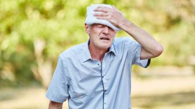 ماذا يفعل الإجهاد الحراري بالجسم؟.. 5 نصائح لحماية الأطفال من موجة الحر