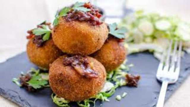 طريقة عمل كُرات الأرز الإيطالية.. «من المطبخ الأوروبي»