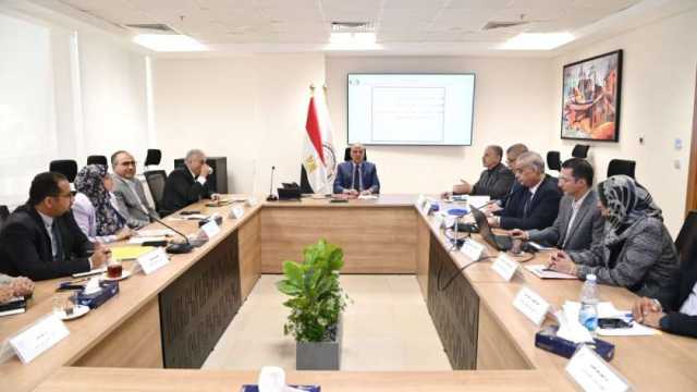 وزير «الري» يوجه بإعداد تطبيق رقمي يتضمن خطة زمنية لتطهير المصارف الزراعية