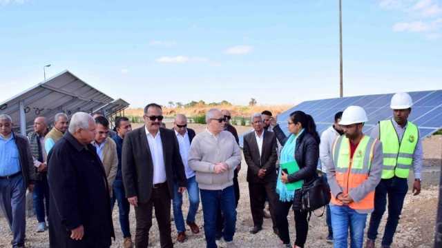 محافظ الأقصر يستعرض الموقف التنفيذي لمشروع محطة الصرف الصحي في الحبيل