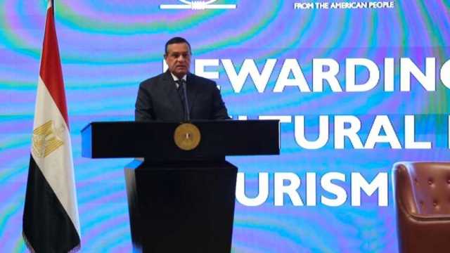 وزير التنمية المحلية: الحكومة تضع السياحة الثقافية والتراثية على رأس أولوياتها
