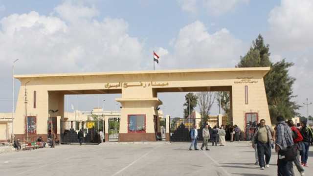 وصول طائرة مساعدات إماراتية ثانية إلى العريش تمهيدا لإرسالها لغزة