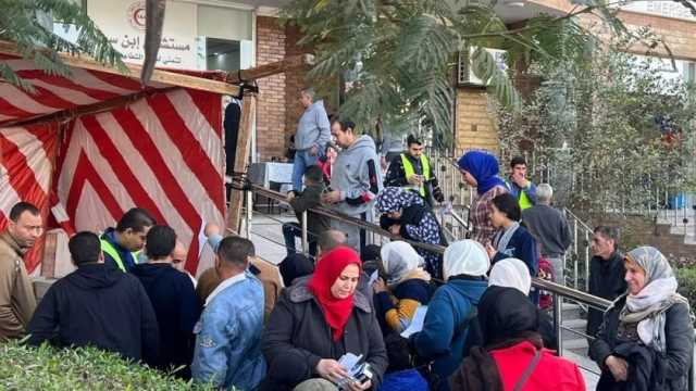 الكشف على 1475 مواطنا في قافلة طبية مجانية بالعاشر من رمضان بالشرقية