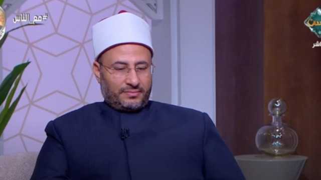 حكم تحميل كتاب له حقوق ملكية.. عالم أزهري يجيب