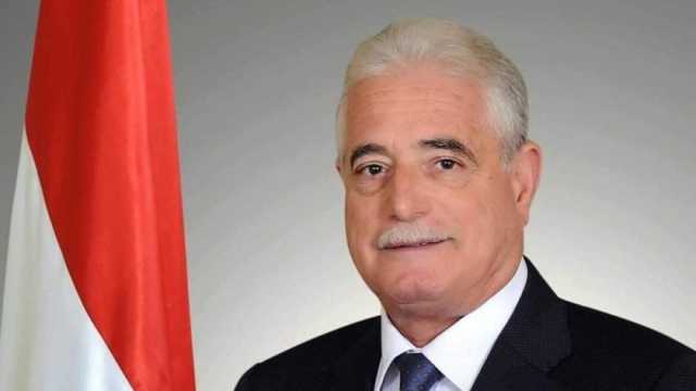 محافظ جنوب سيناء يتفقد منافذ بيع السلع الغذائية بطور سيناء.. تخفيضات كبرى