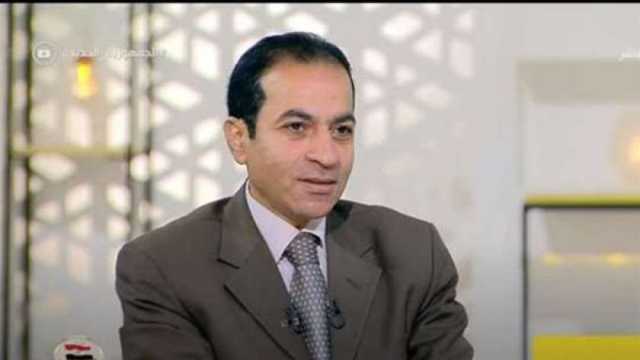 خبير مصرفي: رفع سعر الفائدة وتحديد سعر عادل للجنيه يعيد الانضباط إلى السوق