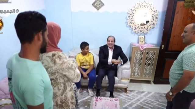 رب الأسرة التي زارها الرئيس السيسي: الناس أصبحوا يطلقون على مدينتنا «سدس سيتي»
