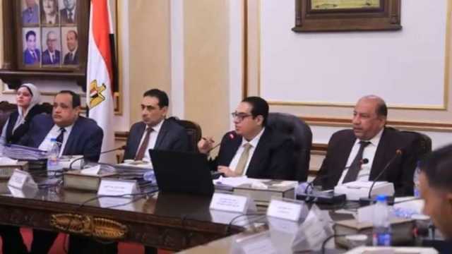 إطلاق استراتيجية جامعة القاهرة للذكاء الاصطناعي وإتاحة دليل متكامل للمواقع والمعامل البحثية