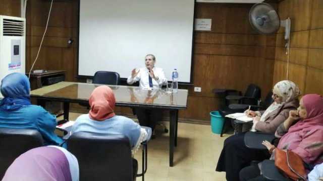 وكيل «صحة المنيا» يوجه بمتابعة منافذ صرف الألبان ودفاتر الحضور بالمستشفيات