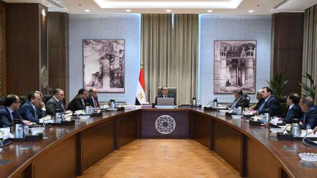 رئيس الوزراء: مستعدون لإقرار أي حوافز تسهم في مضاعفة أعداد السائحين