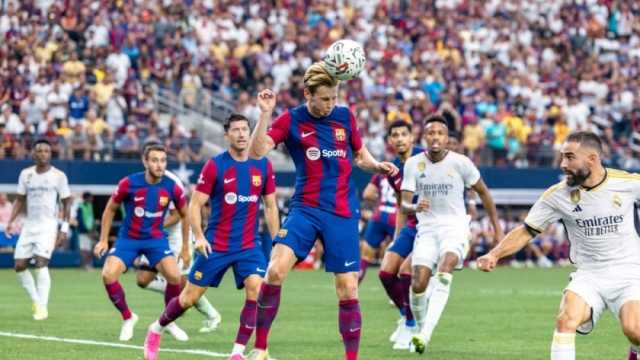 فيديو يرصد حديث حكام الـVAR قبل إلغاء هدف برشلونة.. ماذا قالوا؟